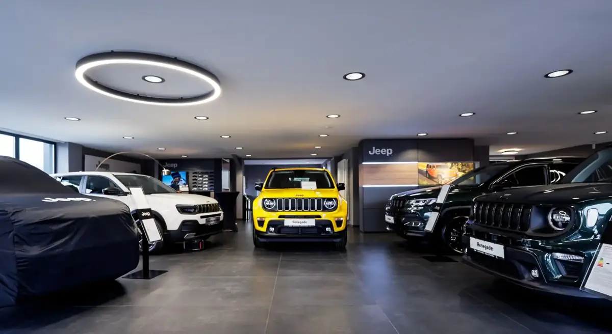 Jeep Neuwagen im Showroom von Autohaus Johannsen